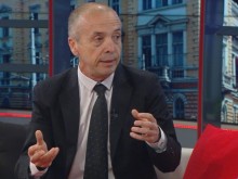 Мангъров: Няма логика да си разхождаш в парка кучето, а детето - не