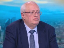 Доц. Спасков: Брифингите трябваше да са плашещи, за да се стреснат хората