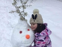 Учени изследват как се променя речта на малките деца по време на социална изолация