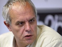 Борисов заложил на класическата българска тактика "Забранено е, но може!"