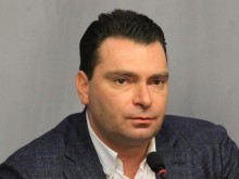 Паргов: Страх от напрежение в обществото ли налага разхлабването на мерките?