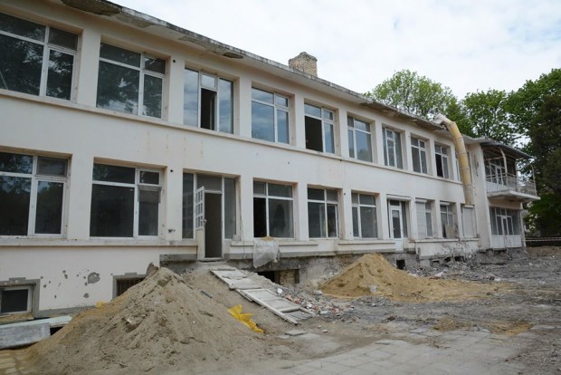 Фейсбук Сградата на бившия дом Другарче във Варна ще бъде