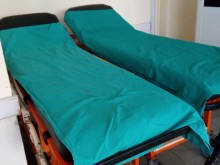 Ужасяващ инцидент! Дете падна от петия етаж, лекарите се борят за живота му!