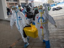 Учени с обезпокоително откритие за коронавируса в Ухан