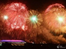 Русия отбеляза с невероятна заря Деня на победата