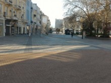 Немски журналист: Част от мерките в България срещу коронавируса бяха репресивни и абсурдни