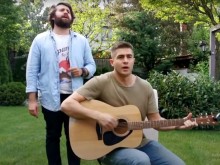 Любими български актьори направиха страхотен кавър на "Корона, чао" с пловдивски привкус