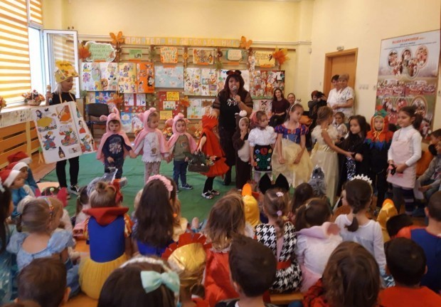 Blagoevgrad24 bg
Предстои постепенно и плавно отваряне на детските градини което до