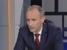 Вълчев: Надявам се учениците да прояват зрялост и да не посещават моловете