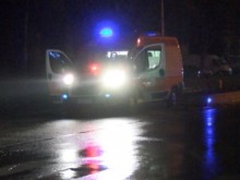 Млада пловдивчанка изправи остър завой, колата падна в ливада на 18 метра под пътя