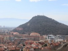 Почитатели на бягането ще събират боклуци на Младежки хълм