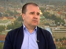 Найденов: Божков иска публичност, иначе няма кой да му чете написаното по салфетки и листчета