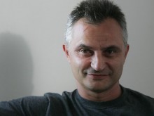 Карабашлиев: В началото на пандемията имаше едно насаждане на страх към хората от властимащите