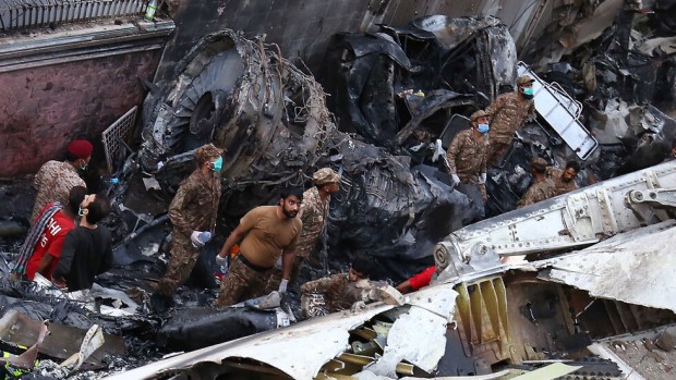 ЕПА/БГНЕС
Броят на загиналите при катастрофата с пътнически самолет на авиокомпанията