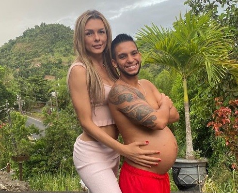 36 годишната колумбийска транссексуална манекенка Дана Султана чака дете от своя