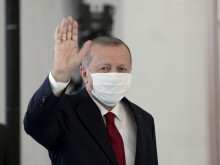 Ердоган: Всички гледат Турция с "паднало чене"