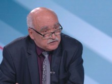 Проф. Плочев: Коронавирусът е толкова уникален, че е абсурд човешка ръка да го е пипнала