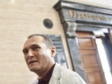 Експерт: Какво е направила ДАНС, след като знае, че Божков тегли големи суми?