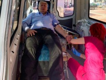 Кметът на Пловдив дари кръв