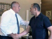 Премиерът: От Божков съм получил само една пура, и аз мога да правя комикси!