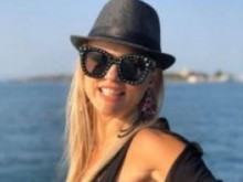 Вдовицата на Шарлопов откри летния сезон по-секси отвсякога