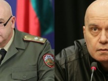 Слави Трифонов: Заразените се увеличават, мерките падат! Каква е логиката?