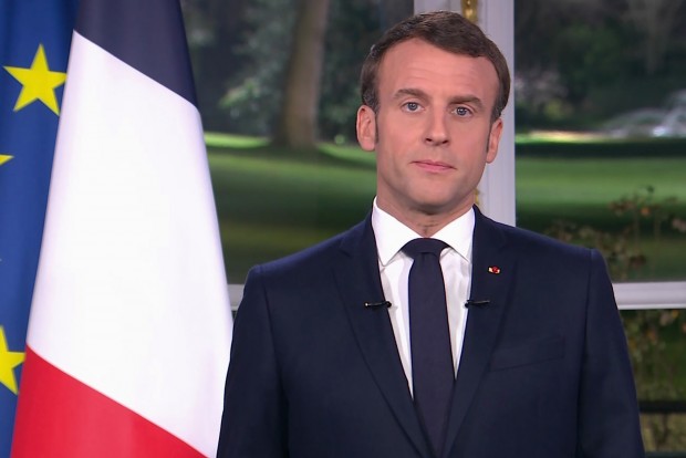 Френският президент Еманюел Макрон обяви днес отпадането на още ограничения, въведени