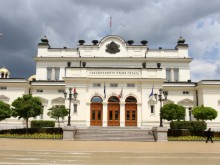 Днес изтича крайният срок за финансов отчет на партиите у нас