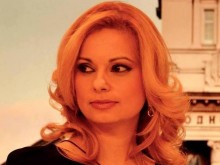 Дори хипервисоката заплата не успяла да задържи Аделина Радева в Нова