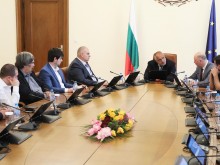 Премиерът се срещна с представители на превозвачите
