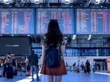 Американското посолство: Българите да не пътуват към САЩ от Шенгенски страни
