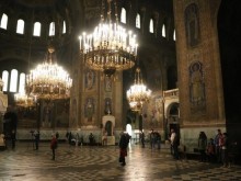 Красиви български имена имат повод да почерпят