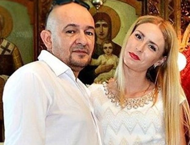 Георги Милчев Годжи  заедно с половинката си Надежда Дончева отвори семеен магазин галерия в