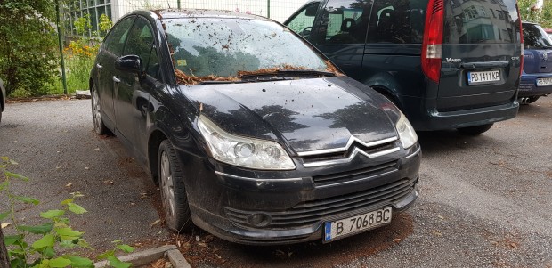 В Пловдив на ул.Тодор Александров№105 - паркинга на АМТИИ има