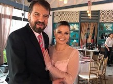 Алекс Сърчаджиева изритана от работа без обяснения, пусна интересна снимка с Ники Кънчев