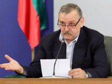 Проф. Кантарджиев към народа: Като отвързани сте, слушайте специалистите!