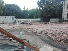 Повдигнаха обвинения заради разрухата на емблематична сграда в центъра на Пловдив