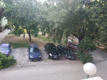 Читател: Това безумие в "Смирненски" продължава вече 30 години