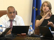 Премиерът се обърна към феновете на Локо