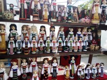 Варненка разнася красотата на българската народна носия по цял свят