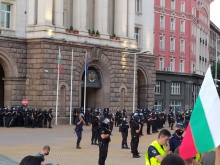 Шефът на "Пирогов": Заради протестите ще има нова вълна от заразени
