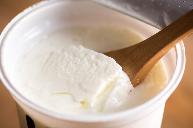Киселото мляко е предпазило българите от коронавируса твърди ново проучване