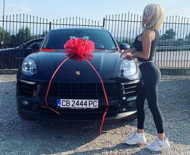 Порше получи най красивата омъжена българка Неделина Цанева от половинката си