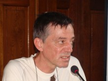 Хвърлят комарите в политическата борба