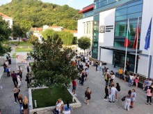 Колосално увеличение на таксите в МУ - Пловдив, ръководството обаче мълчи