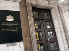Случай на COVID-19 и в Министерство на образованието