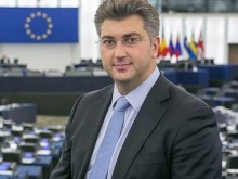 В Хърватия обещаха 1010 евро средна заплата