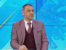 Доц. Чорбанов: Огромен брой хора са предпазени по дефиниция от COVID-19