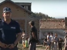 Багери в ромската махала в Стара Загора, събарят близо 100 незаконни постройки