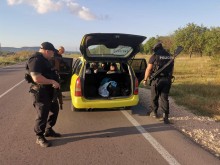 13 души задържани при спецоперация във Варна и областта под надзора на главния прокурор
